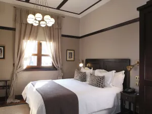 Hotel Boutique Castillo Rojo