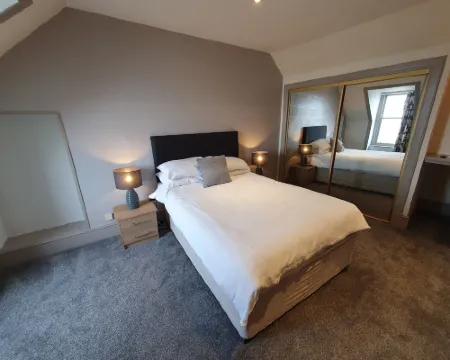 House by the Harbour - NC500 Route Hotels in Wick