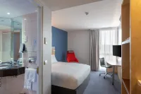 Holiday Inn Express Saint - Nazaire Отели в г. Сен-Бревен-Ле-Пен