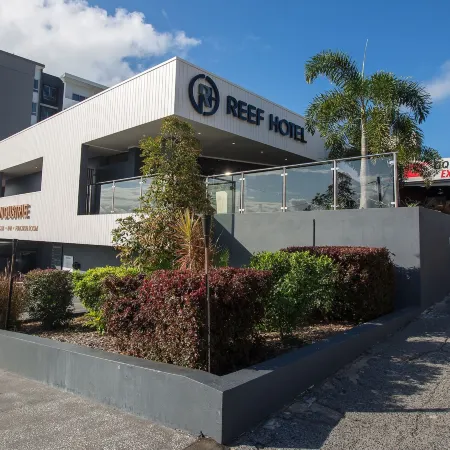 Gladstone Reef Hotel Motel
