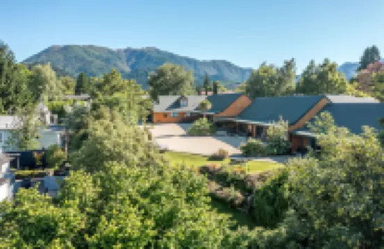 Alpine Garden Motel