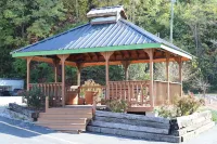 Super 8 by Wyndham Marion NC Hotels in Marion