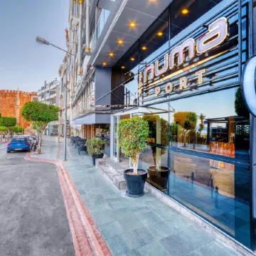 Numa Port Hotel Отели рядом с достопримечательностью «Cleopatra Beach»