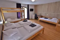 Margaréta Apartman és Üdülőház - Homestays