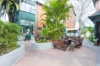The Village Glebe Hotels in Glebe