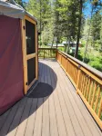 Cozy and POSH-est Yurt in gorgeous Boise National Forest