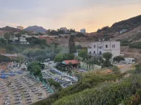 Evita Studios & Apartments