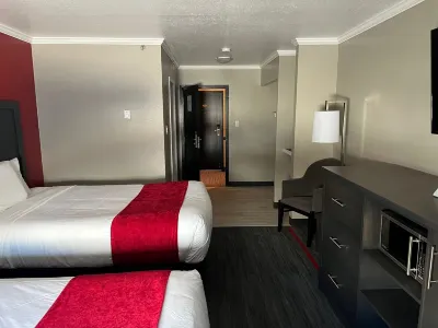 The Yukon Inn Hotels near Kwanlin Dün Cultural Centre