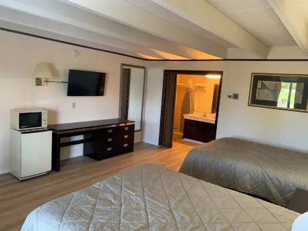 Tollway Inn Beloit Отели в г. Юг Белойт