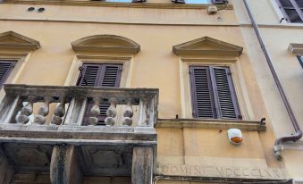 Spanish Steps Apartments