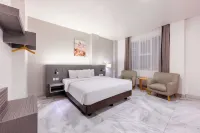 GRAND THAMRIN HOTEL Hotel dekat Bundaran HI