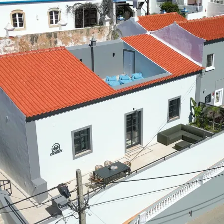 Queen of the bay pearl of carvoeiro