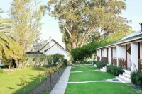 Houw Hoek Hotel Hotels in Kleinmond