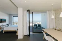 Royal Obidos Scenic Resort Hotels in Vau