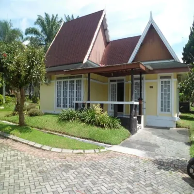 Villa Kota Bunga Teratai Hotels in Sukaresmi