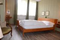 Gasthof Löwen Worb Bei Bern Hotels in Belp