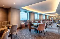 Crowne Plaza London Heathrow T4 - bar