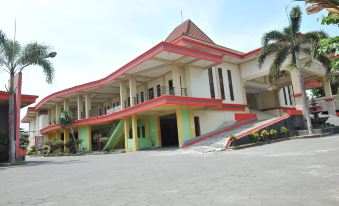 Hotel King's