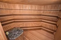 Heavenly Village Condos - Grand Residence - spa