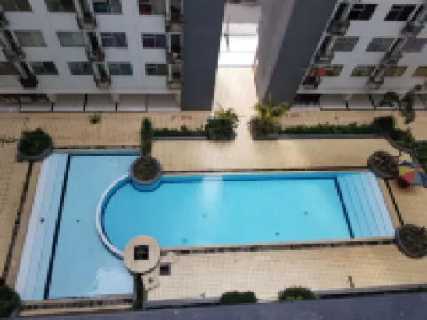 Comfortable and Simply Modern 2Br Apartment at the Jarrdin Cihampelas