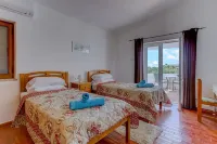 Villa Vale Verde 5 Bedroom Villa, 10 min walk to - balcony