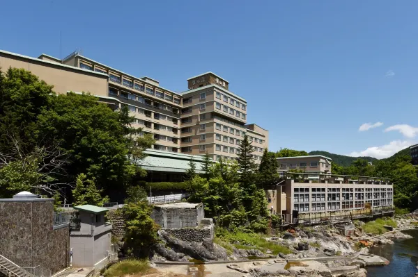 定溪山溫泉, 鹿之湯酒店
