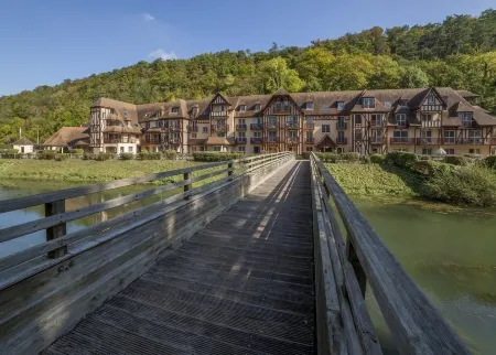 Club Wyndham Normandy Отели в г. Валь-де-Рёй