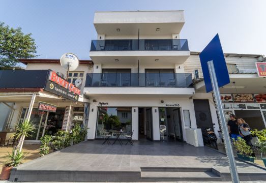 룸스365 주방 및 거실