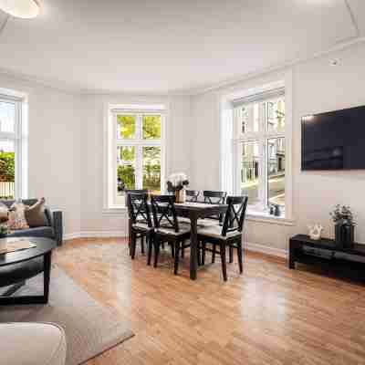 Rosen Apartment Rooms