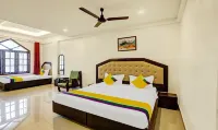 Itsy Hotels Regalia Grand, 500 Mtrs from Madikeri Fort