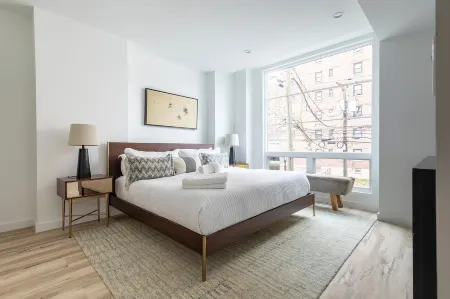 Lavish 3Br Retreat w Private Rooftop Deck Near NYC Отели рядом с достопримечательностью «Технологический институт Стивенс»