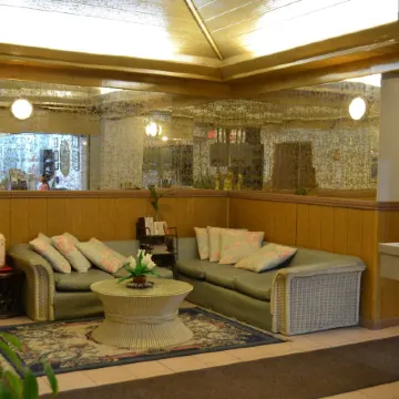 West Plaza Desekel