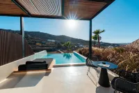 Ftelia Black Villas - Private Pools