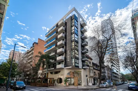 La VIE Suite Cañitas Отели рядом с достопримечательностью «Museo Malvinas E Islas Del Atlantico Sur»