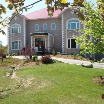 The Falls Inn - Walters Falls