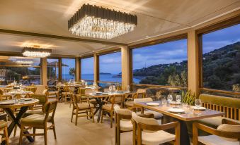 Paramithenio Village Beach Resort & Spa