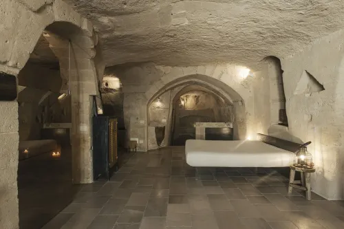 Aque Cave - Le Grotte del Caveoso - Alloggi