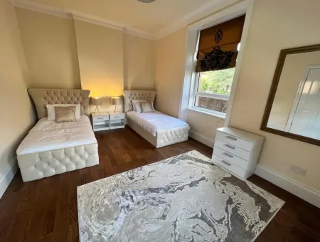 3 Bed - Sleeps 7 - Free Parking - Central Location Отели рядом с достопримечательностью «Burnside Blairbeth Church»