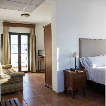 Hotel Tugasa Sierra y Cal Hotele w: Olvera