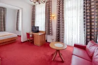 Hotel Restaurant Mathildenhof Hotel di Brauweiler