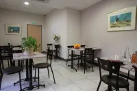 Le Provençal Hotels in Tarascon