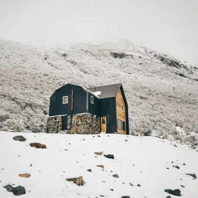 푸에스토 카글리에로 엔 에스탄시아 로스 우에물레스