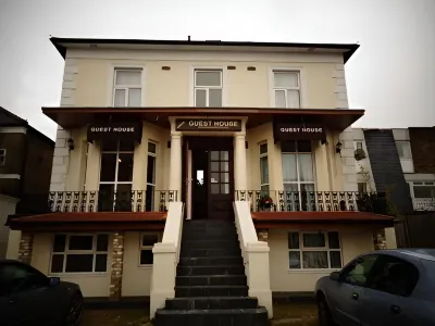 Aron Guest House Hotels in Ealing