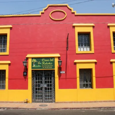 Casa del Retoño Hoteles cerca de El Parián