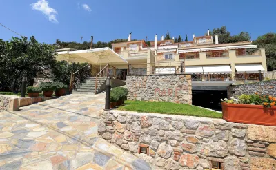 Ilia Mare Hotels in Khronia