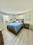 Ocean Breeze House Summer Vacation Bring the Family. Fishing and Lobster Season Hotels near Capt. Pete's Coconut Garden