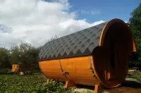 Pure idyll in a secluded location under the thatch at the edge of the forest Hotels in Schleswig-Flensburg