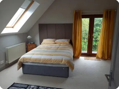 Treetops Loft: Touristni , Approved Property.Check in 6Pmcheck in 6pm  호텔