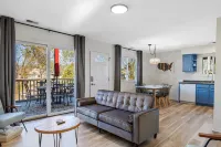 Minutes to Beach and Attractions - Charming Upper Level Oasis Hotels in Michigan City