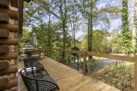 Eastmoor Retreat Hot Tub Cabin 15 Minutes from Asheville with EV Charging